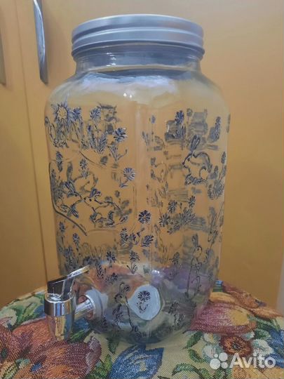 Лимонадница с краном с символом 2023 года