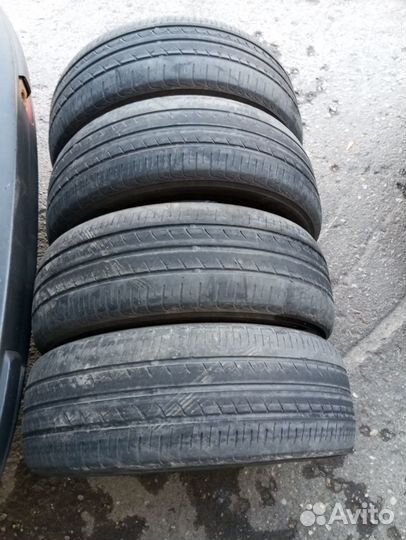 Yokohama 104ZR 215/60 R16