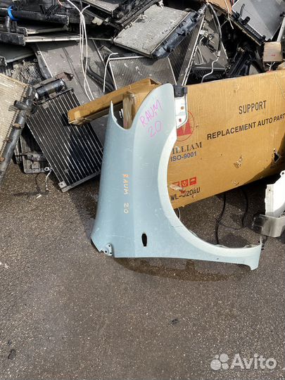 Крыло правое Toyota Raum NCZ-20