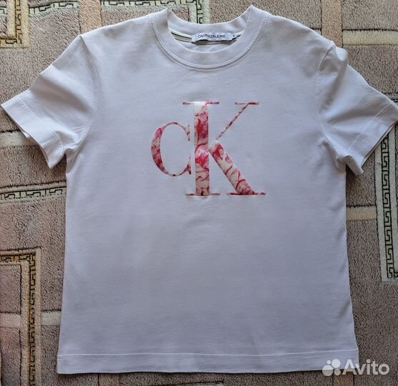 Calvin klein футболка s