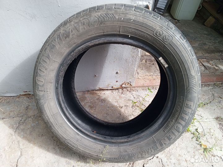 Goodyear EfficientGrip Performance 185/60 R14 82H