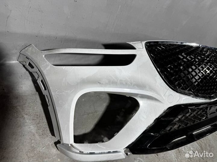 Передний бампер Genesis GV70 (sport) б/у