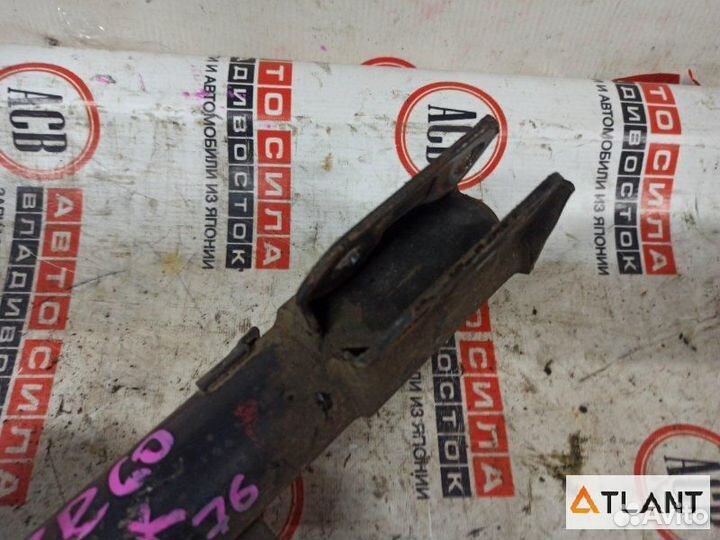 Стойка передняя правая toyota noah