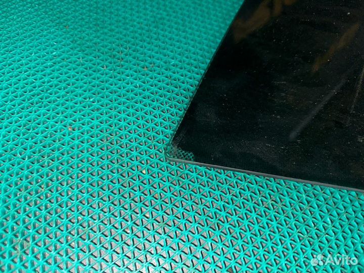 Стекло двери переднее правое Bmw 3-Series E93