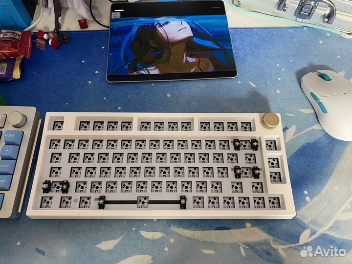 Механическая клавиатура nj80