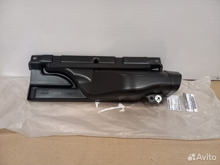 Воздуховод Infiniti Fx35