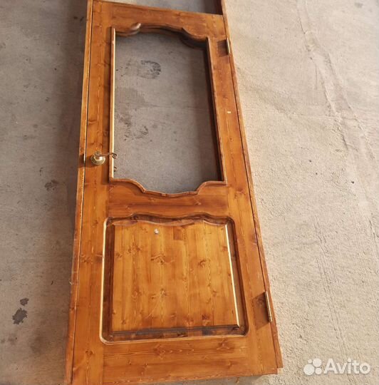 Двери из массива с коробкой