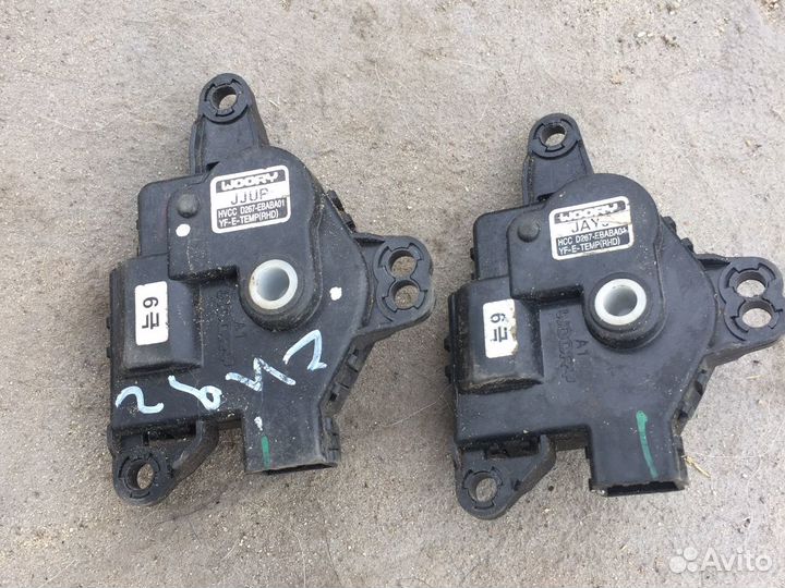 Моторчик заслонки печки Kia Ceed 2 JD