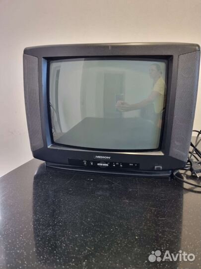 Телевизор бу Medion