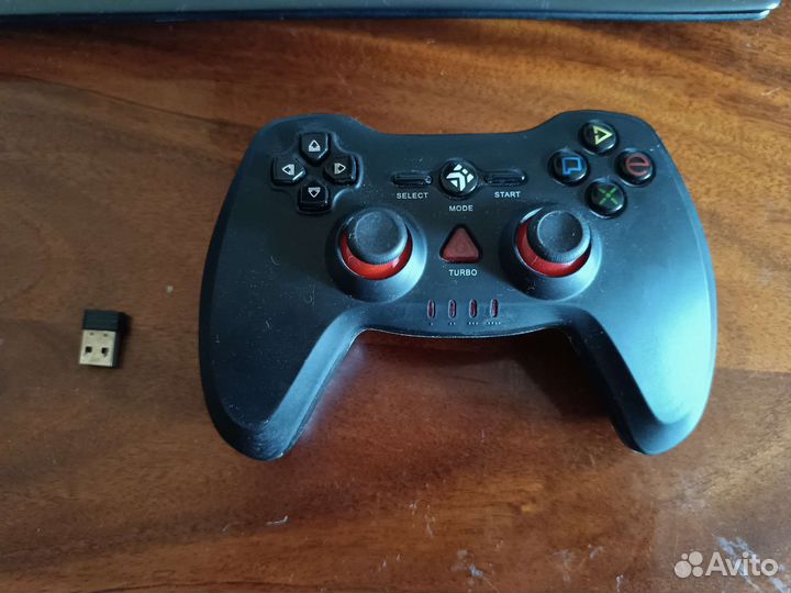 Беспроводной геймпад dexp G-1