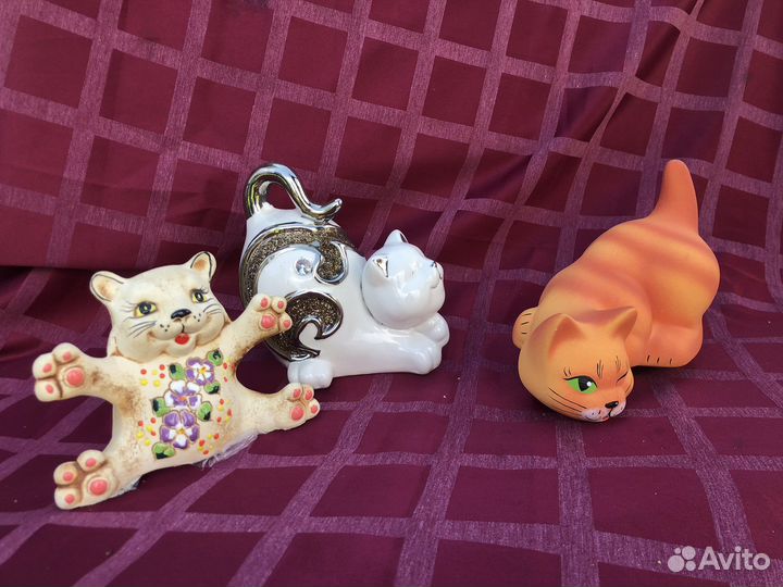 Статуэтка кошка