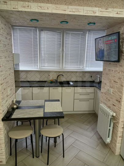 1-к. квартира, 40 м², 1/3 эт.