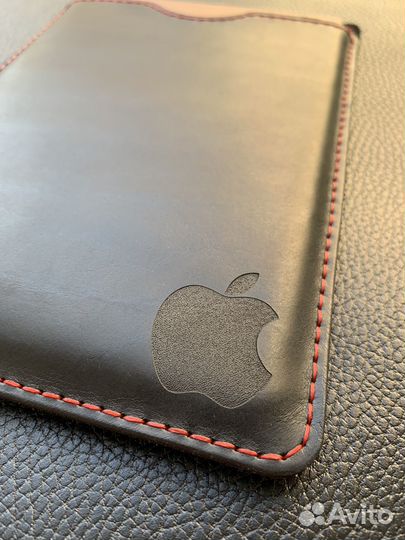 Чехол на плашет iPad кожаный ручная работа