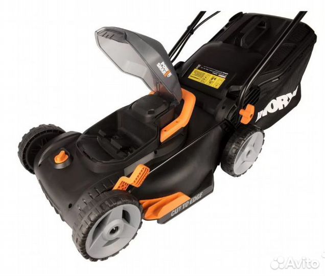 Аккумуляторная газонокосилка Worx WG743E