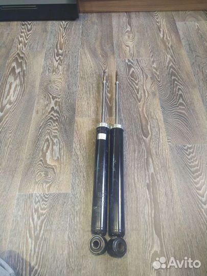 Задние амортизаторы Hyundai новые