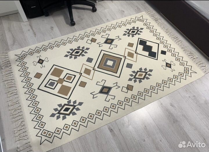 Ковер в скандинавском стиле