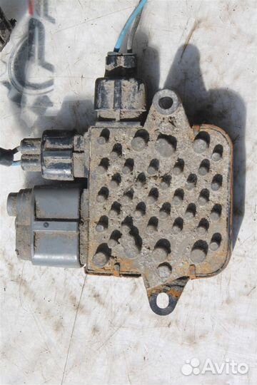 Блок управления вентилятором Митсубиши Лансер 9