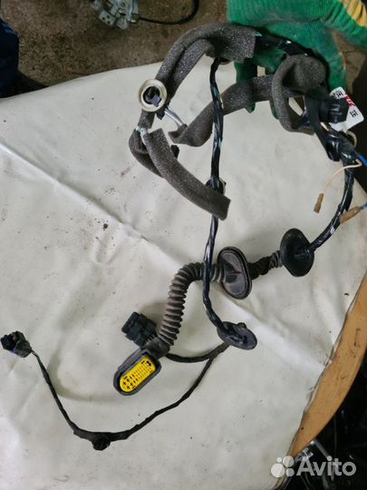 Проводка двери задняя Renault Fluence седан M4R