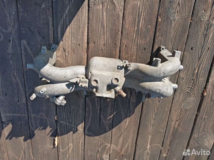 Впускной коллектор Субару EJ254 Subaru Legacy BE9