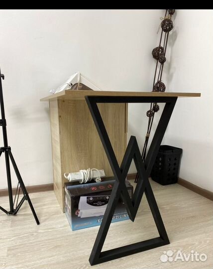 Продам стол