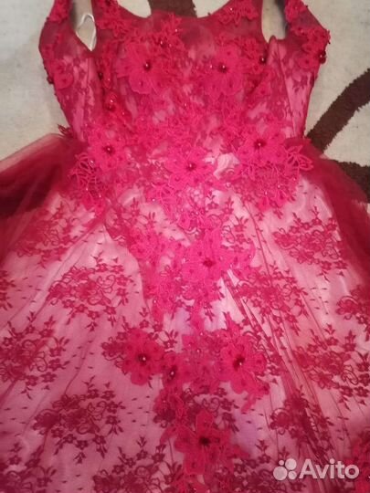 Вечернее платье