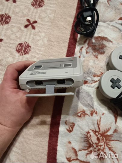 Приставка super Nintendo classic mini
