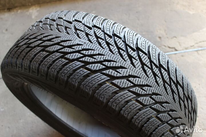 Nokian Tyres Hakkapeliitta R3 245/50 R18 100R