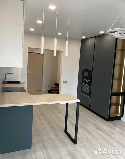 Кухонный гарнитур угловой