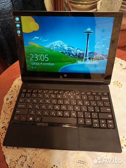 Планшетный компьютер Windows Lenovo Yoga Tablet 2