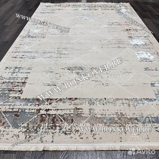 Ковер современный