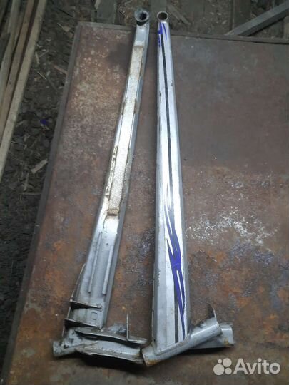 Продольной рычаг