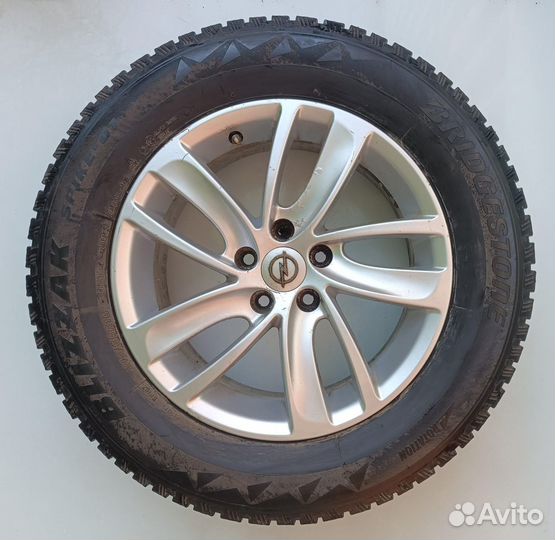 Колеса 215 65 16 Bridgestone Blizzak Spike-01