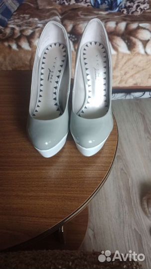 Туфли женские 37 размер