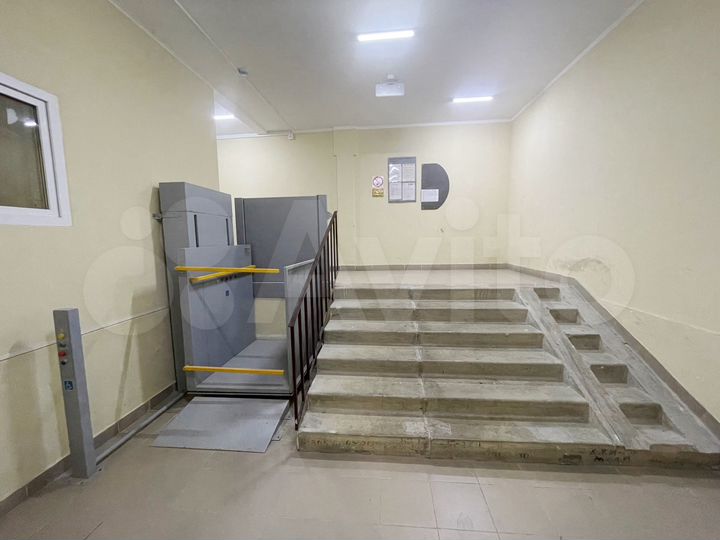 2-к. квартира, 62 м², 4/12 эт.