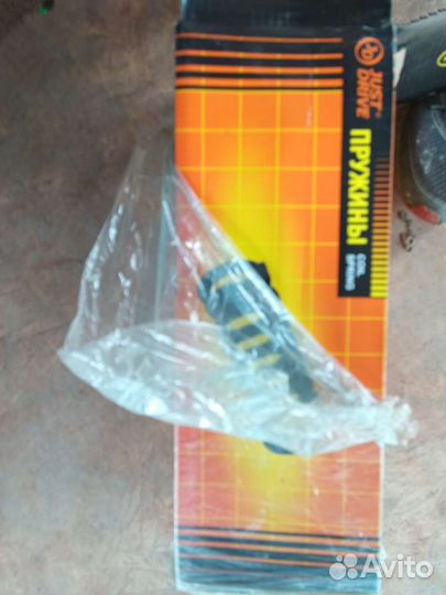 Пружина передняя на Ниссан марч ак12