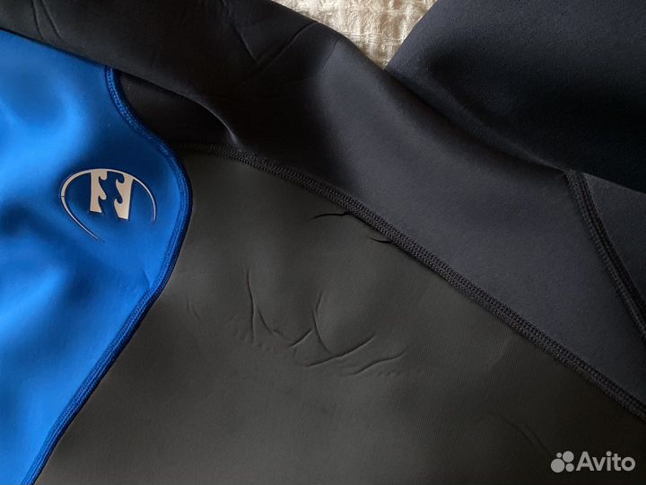 Гидрокостюм billabong M