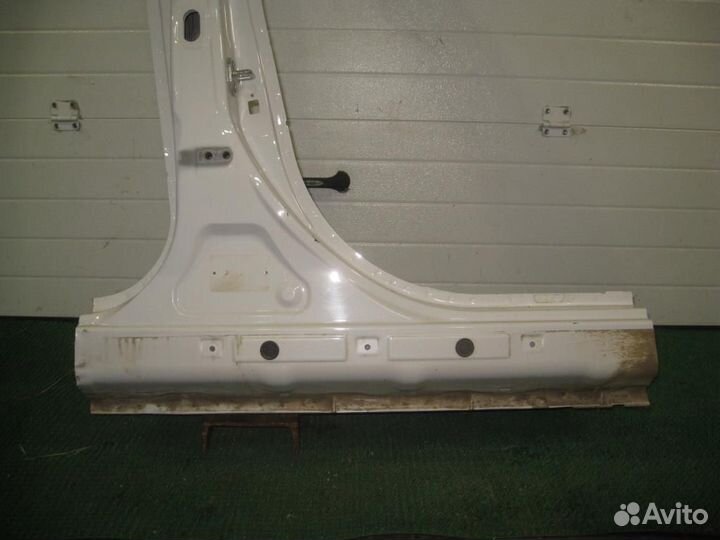 Стойка кузова правая Citroen C-Crosser 2012