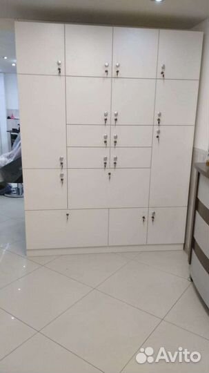 Шкафы в раздевалку