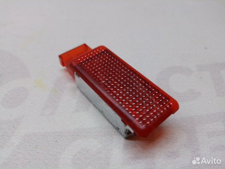 Плафон в обшивку Volkswagen Touareg 7L AXQ 2006