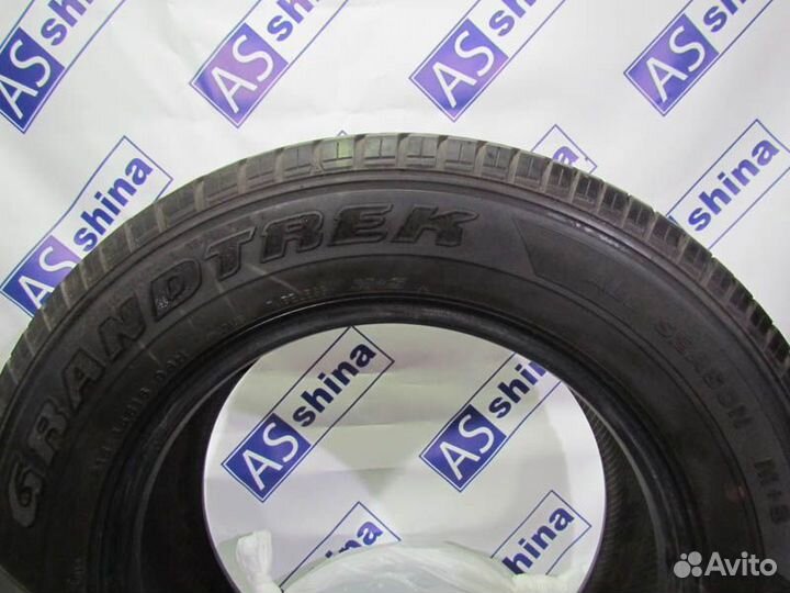 Dunlop Grandtrek ST20 215/65 R16 89H