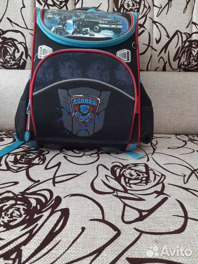 Школьный рюкзак