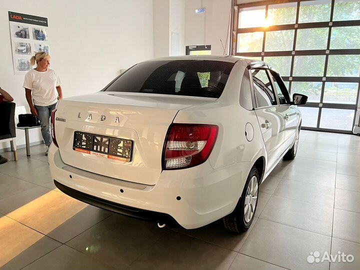 LADA Granta 1.6 МТ, 2023