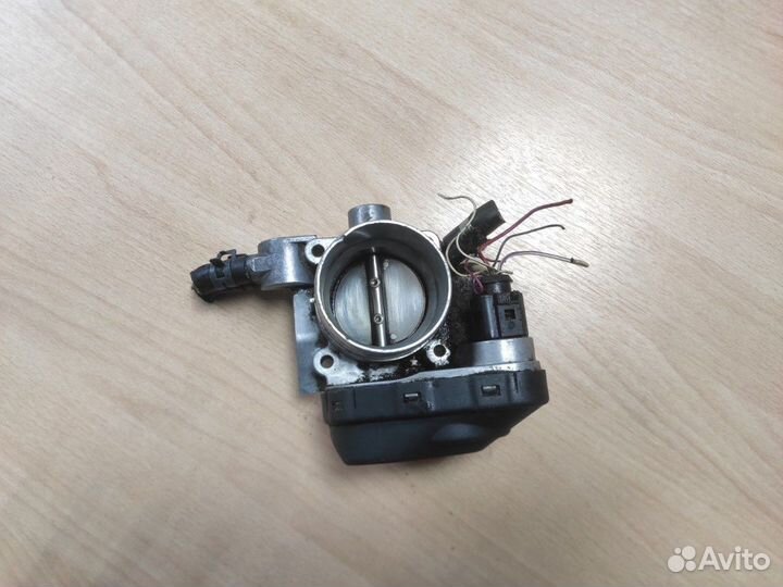 Дроссельная заслонка Audi A4 B5