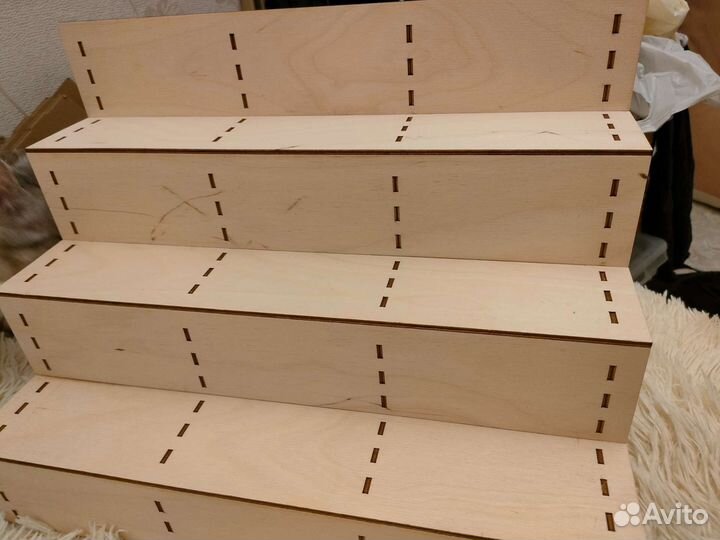 Выставочная полка