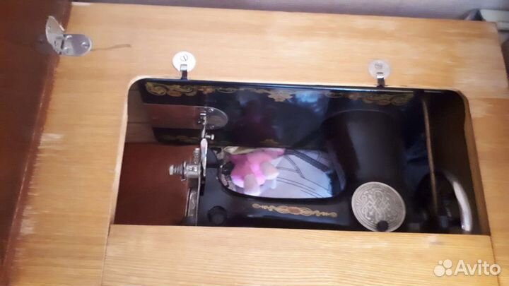 Швейная машинка подольская ножная