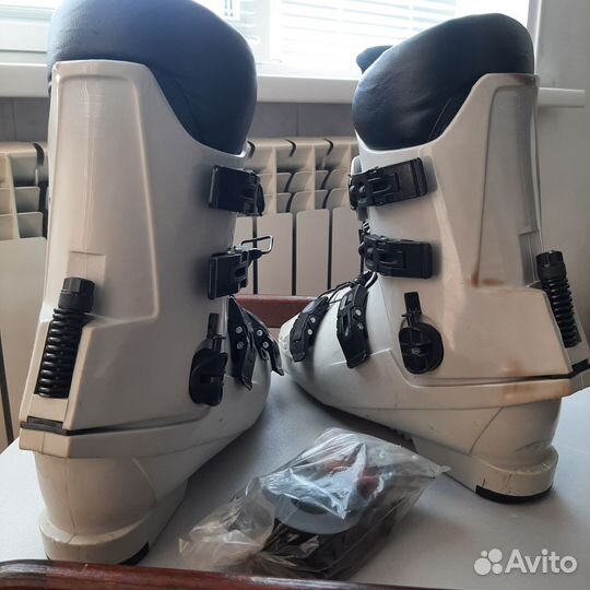 Горнолыжные ботинки