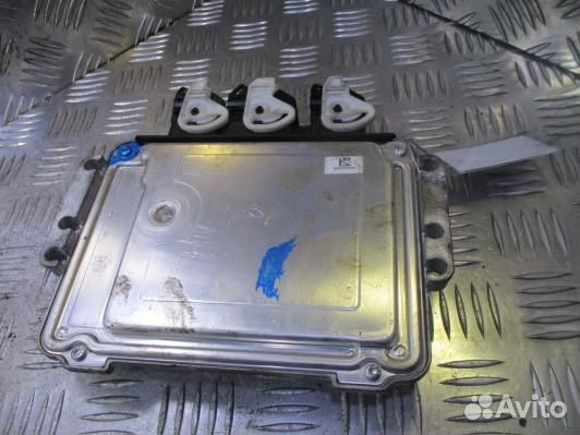 Блок управления двс mazda 3 2 (91L25PC01)