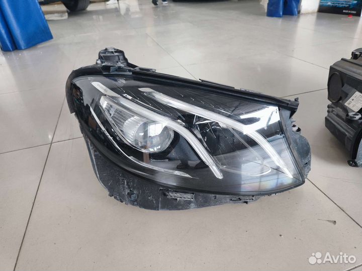 Фара Mercedes w213