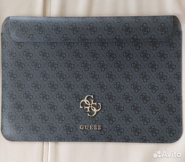 Чехол-папка Guess для MacBook