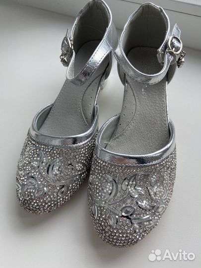 Туфли для девочки